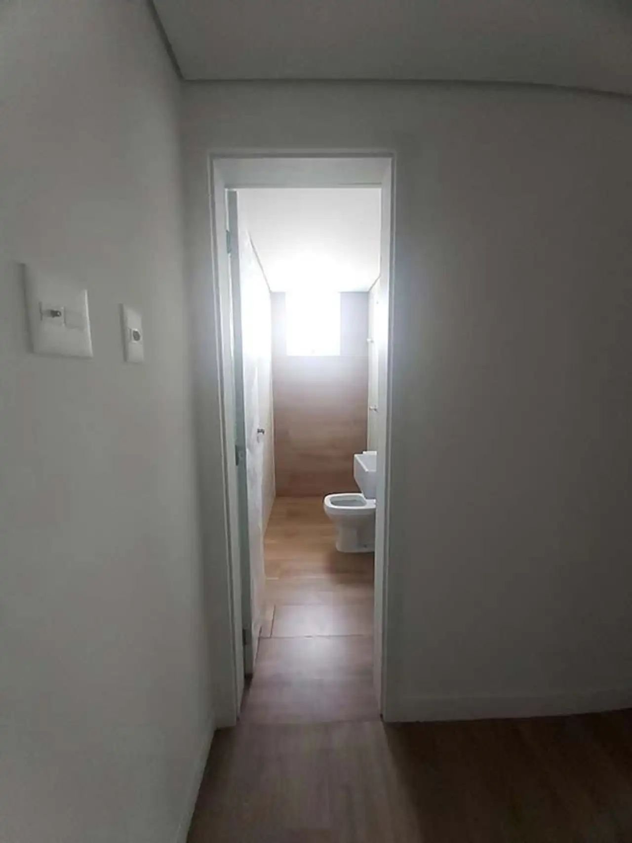 Revenda Imoveis MG - Apartamentos de 2 e 3 Quartos no Sagrada Familia - Vistas - Banheiro_suite